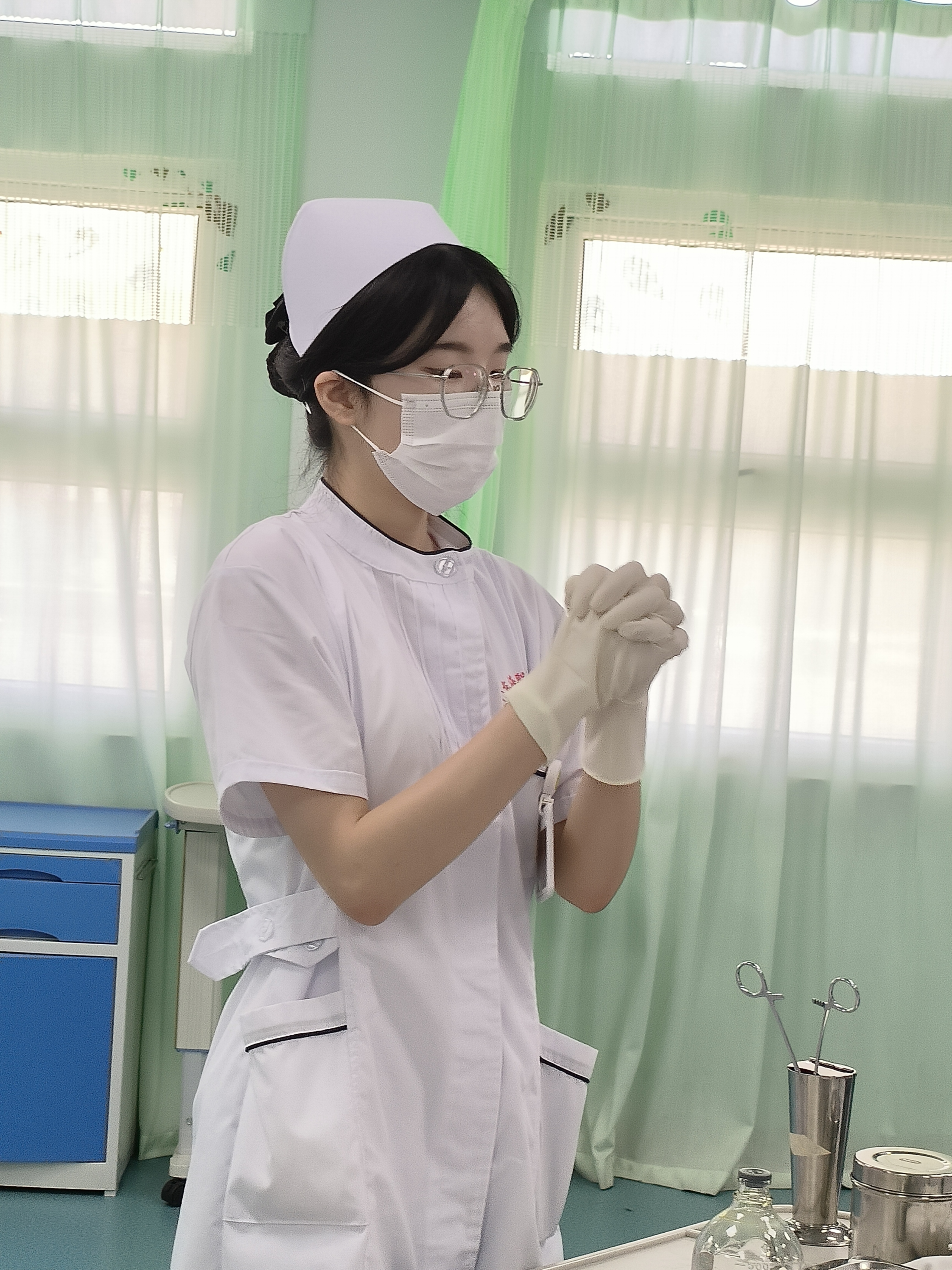 杨舒婷